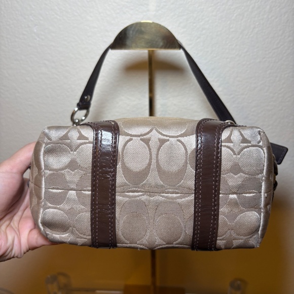 Coach Carly mini handbag/shoulder bag ๐ - Picture 3 of 8